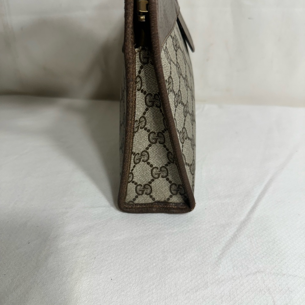 Gucci Clutch Bag - Picture 4 of 11
